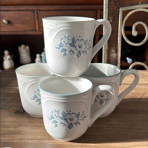 Set of 4 Vintage Country Ware Stoneware Mugs Cups Ashberry Floral Japan